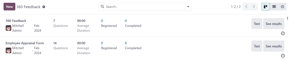 نمای لیست همه نظرسنجی‌های برنامه ارزیابی‌ها.