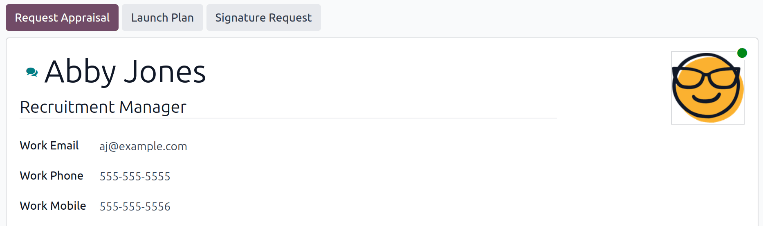 دکمه راه‌اندازی برنامه در پروفایل کارمند.
