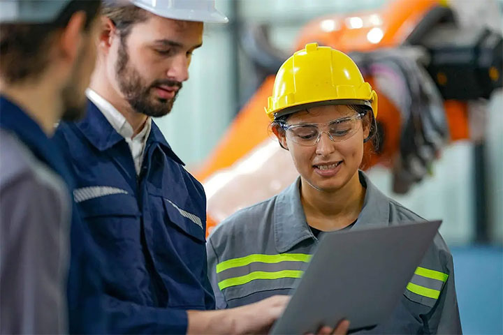 مدیریت قطعات یدکی و انبار