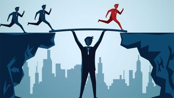  مراحل کلیدی فرآیند ارزیابی استراتژی