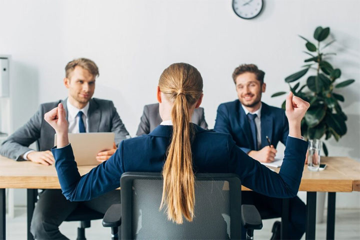 اتوماسیون اداری برای مؤسسات کاریابی و مدیریت شعب کاریابی با ERP
