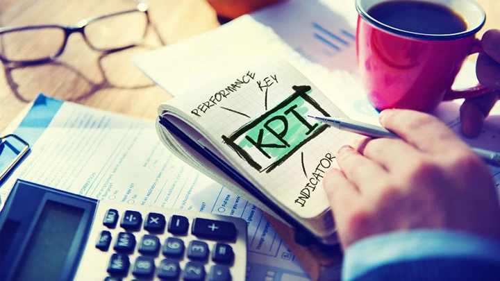 تعریف شاخص‌های کلیدی عملکرد (KPIs)