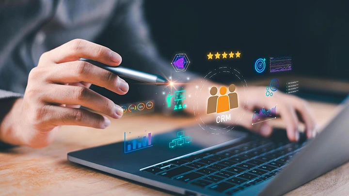 Data-driven marketing, sales and customer relationship management (CRM) بازاریابی دادهمحور، فروش و ارتباط با مشتریان (CRM)