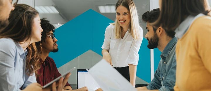 ارتباط با کنترل عملکرد کارکنان