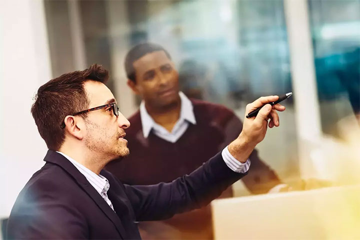 بومی‌سازی Odoo ERP