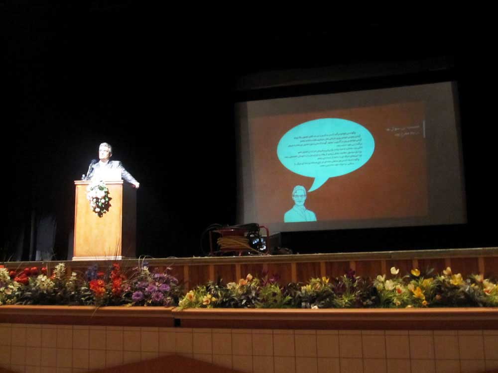 سخنرانی مدیر عامل تسهیل گستر در همایش تجارت الکترونیکی تبریز 