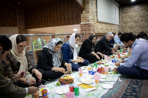 جشن ۲۵ سالگی تسهیل گستر - رستوران برکه